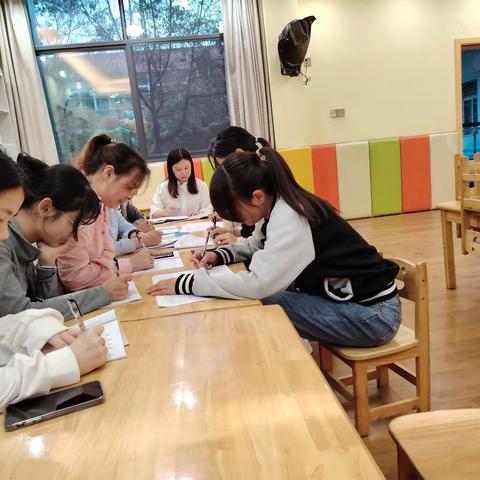 仁文托育中心春季《传染疾病工作排查》专项会议