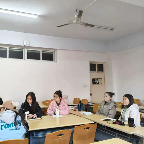践行师德规范，弘扬新时代的师德师风——师德体验研讨会