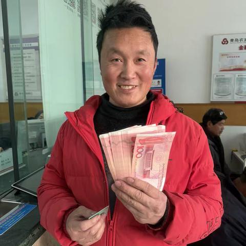 青岛农商银行莱西望城支行：过年换新钱，暖心服务迎新春