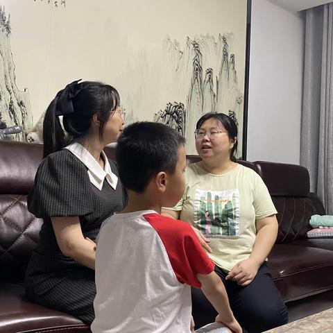 家校共育 暖人心“访”｜三亚市吉阳区月川小学暑期家访活动