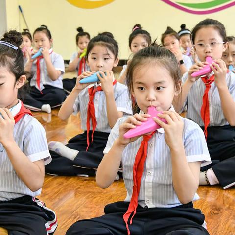 “过绿色教师节，做最美三小人”——曹妃甸区第三小学过廉洁教师节倡议书