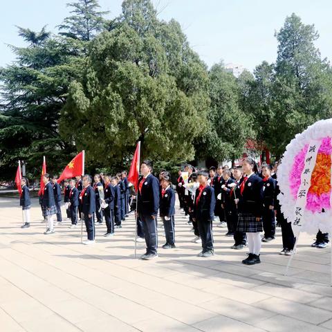 【红心向党】缅怀先烈  砥砺前行——潍坊市奎文区潍州路小学烈士陵园祭奠活动