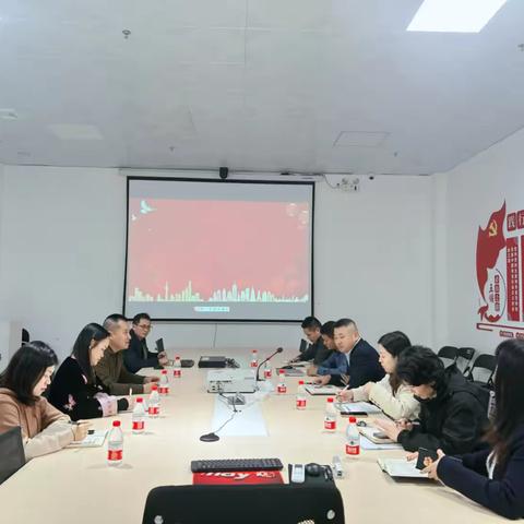 美兰区新埠街道工委委员刘斌带队深入辖区企业开展走访慰问活动