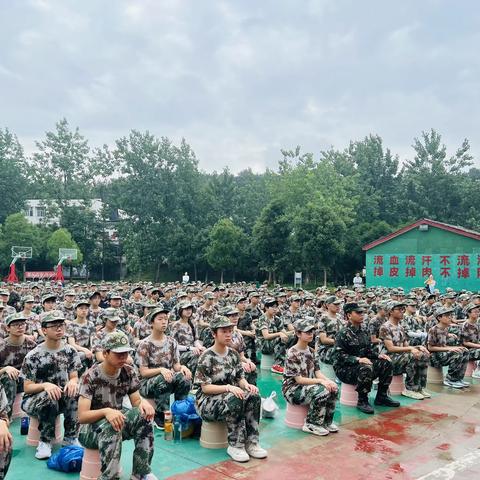 躬耕平芜间，汗水铸青春——记武汉经开区一中高一年级学农活动