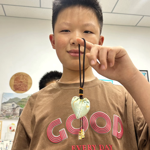 【三年级以上】端午特辑：手作心形香包，体验针线活的乐趣