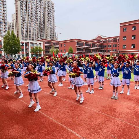 “健康向未来，运动悦童心”——石家庄市新华实验小学春季田径运动会四年级组精彩瞬间