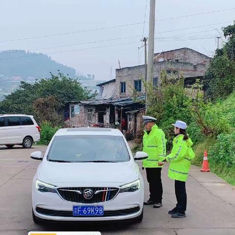 双河口街道道路车辆安全检查