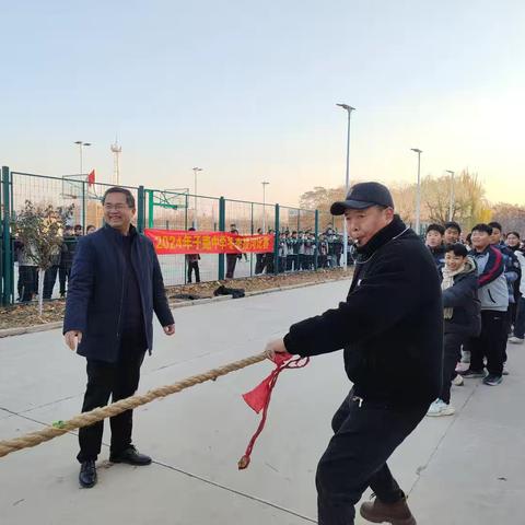 【全环境立德树人】凝“绳”聚力促奋进 齐心聚力“拔”风采——泗水县子路中学拔河比赛活动纪实