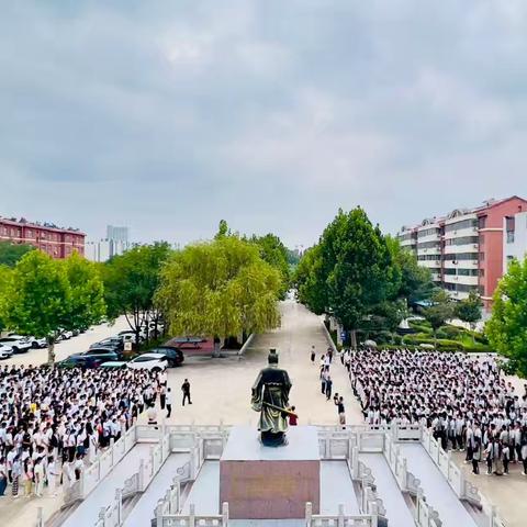 筑牢安全防线，守护生命成长——泗水县子路中学开展安全应急疏散演练