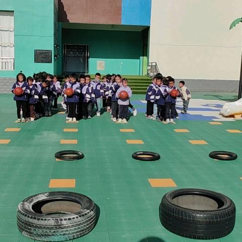 马街镇海界祖训幼儿园大二班第十四周成长日记