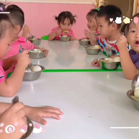 爱心幼儿园第五周食谱展示