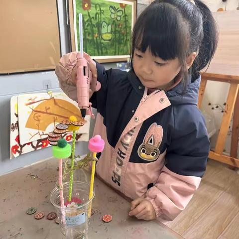 【家园共育】访仙中心幼儿园大（3）班线下读书活动——《3-6岁儿童学习与发展指南》艺术领域篇