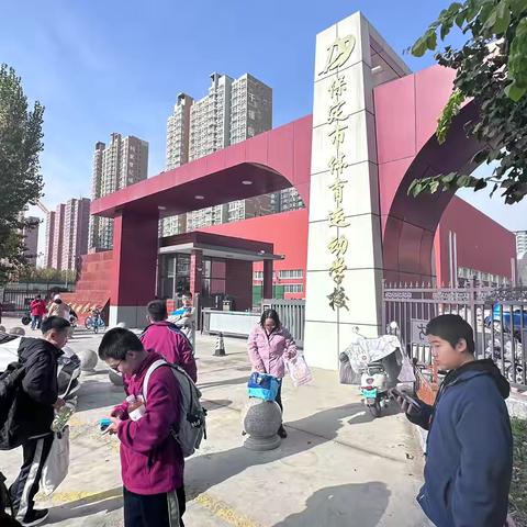 保定市育德中学航模课外活动小组参加京津冀航模比赛纪实