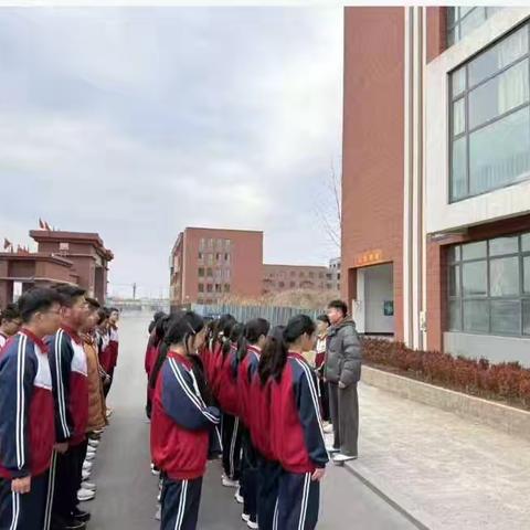 房凯：微光如炬，感恩相遇