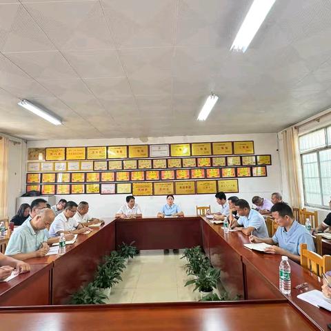 【红领浔州，铸魂育人】秋韵起新程，教研绽芳华——桂平市教研室到下湾二中开展教研活动