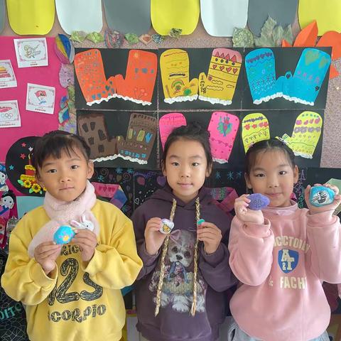 笔尖下的梦幻世界“石头绘画之旅”———翔云道小学附属幼儿园大班