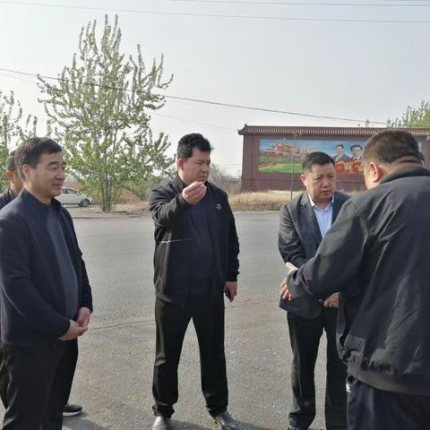 武安市政府副市长温金良督导检查重点道路路域环境综合整治工作
