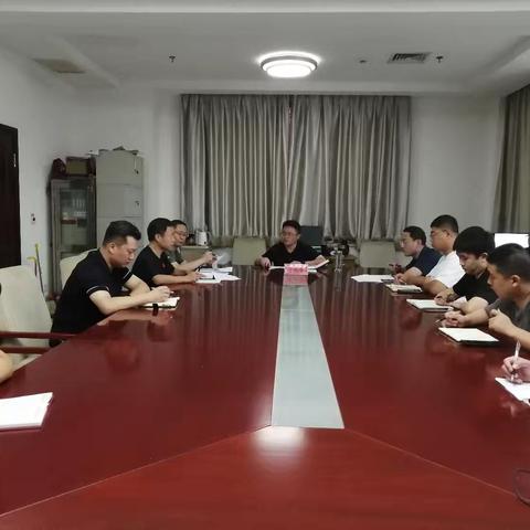 市领导席晓攀召开空气质量“退后十”攻坚行动日调度例会