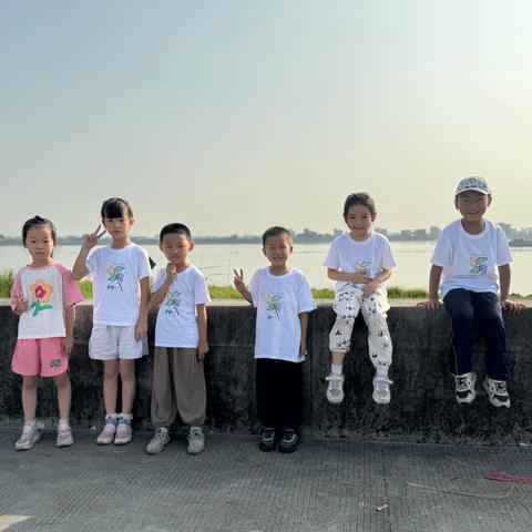 书中“蟹”后•亲近自然 ——第三组第6期读书会