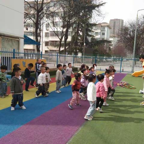 麦迪兔课后成长·植树踏春·读万卷书·行万里路