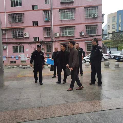 强化校园安全检查 筑牢校园安全防线——石牌中心小学迎接校园安全检查