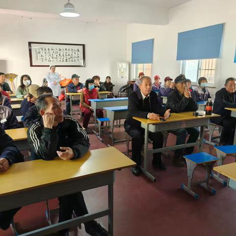 兴平市慈善老年大学佳源小区分校举办心血管等老年病防治知识报告会