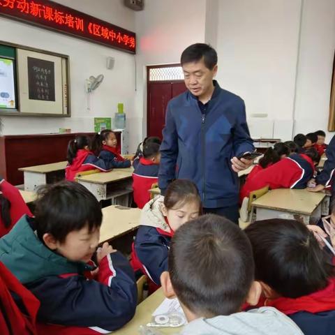 鸦龙好教师56:鸦鹊岭小学红土校区朱家成