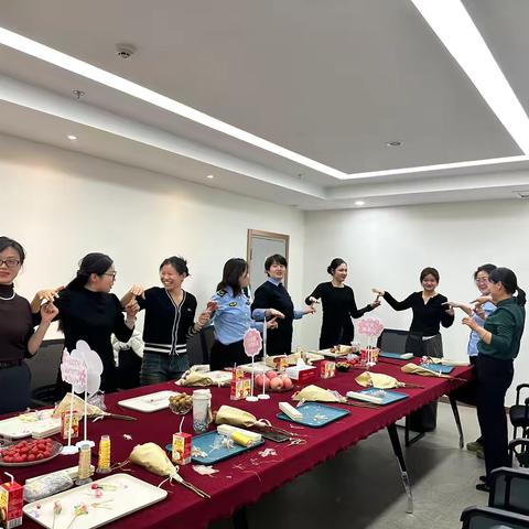 工行可克达拉支行诚邀四师交通运输局举办“唤醒沉睡的元气，成为更好的自己”发簪DIY活动