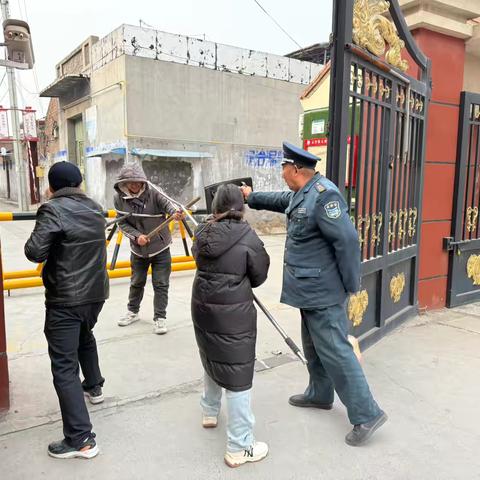 安全防护进校园，防暴演练筑防线——亢南民族小学防暴应急演练