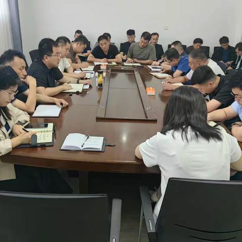 【理论学习中心组】中共巨野县陶庙镇党委理论学习中心组开展2025年第五次集中学习研讨会