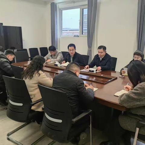 【党委理论学习中心组】中共巨野县陶庙镇党委理论学习中心组2026年第二次集中学习研讨会