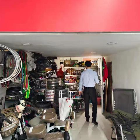 严把质量安全关 筑牢民生防护网——五里桥市场监管所开展电动自行车专项检查行动