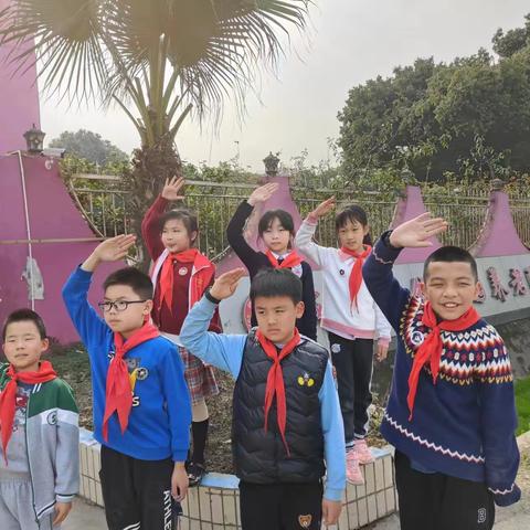“学雷锋纪念日”之走进养老院