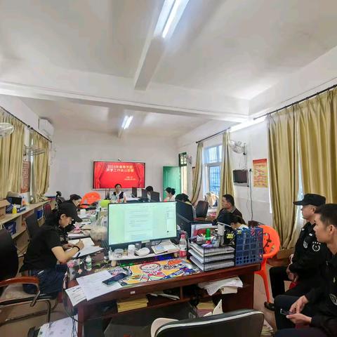 本号镇大里小学－－全体教职工春季开学工作部署会议及校园安全工作强调会议顺利召开