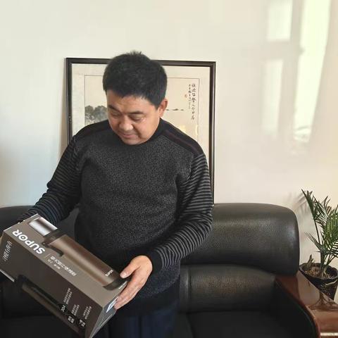 国网东乡县供电公司：温情暖冬 关怀传递