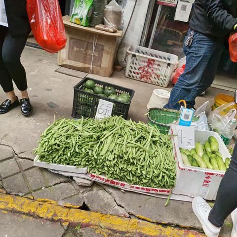 江夏购物广场5.8市调