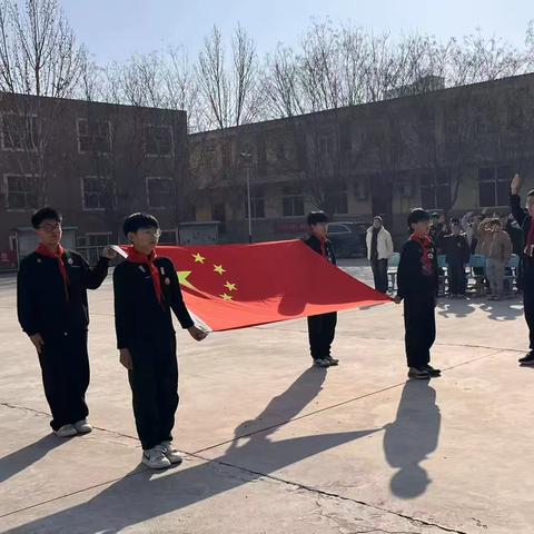 喜迎元旦 欢庆新年 ——东湖小学元旦文艺汇演