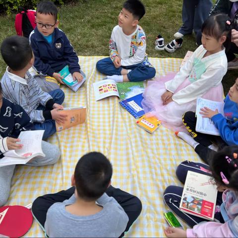 “书香润童年，阅读伴成长”石岩公学一年四班阅读分享会——《古诗词散文》