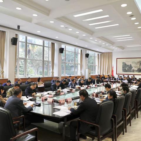 碑林区委常委会集体学习习近平总书记同全总新一届领导班子成员集体谈话时的重要讲话  听取区总工会工作汇报