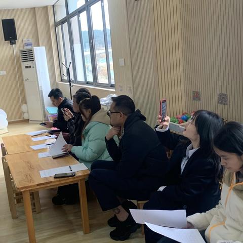 养热爱阅读的习惯成眼界开阔的人——记观十三幼讲故事比赛