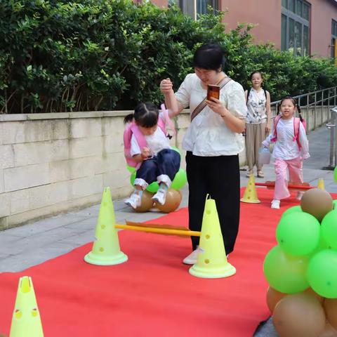 时光恰好，初秋相见——观山湖区第十三幼儿园开学第一天