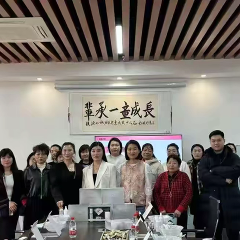 【智创高地·活力枣园】枣园街道绣源北城社区“三·八”妇女节活动