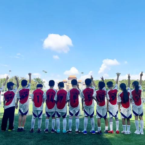 ⚽️汗洒绿茵场  放飞足球梦——记东环小学2117班足球队