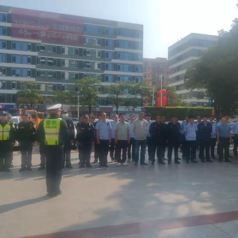 九所镇：整治占道经营 守好“文明门槛”