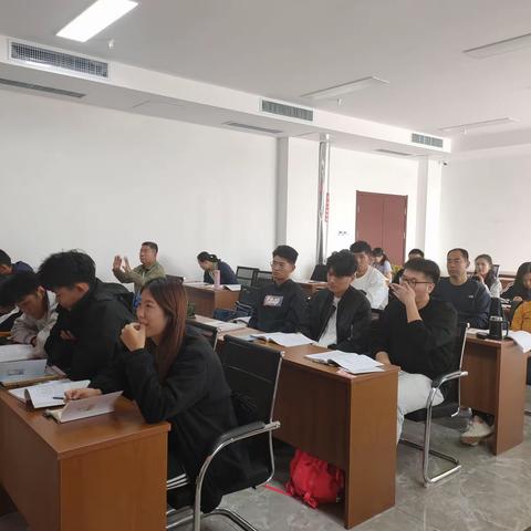 德州市气排球教练员培训开班啦