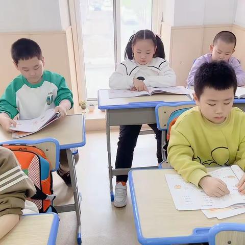 凯蒂优童馆幼小衔接班宝贝，快乐周5️⃣