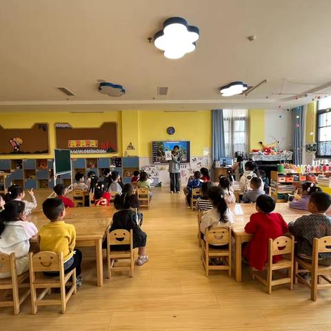 【安德湖动态】中一班科学活动——《鸟儿聚会》