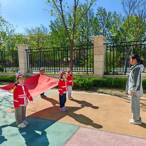 【安德湖动态】中一班——《升旗仪式》