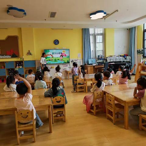 【安德湖动态】中一班——《夏天在哪里》