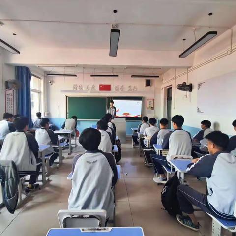 “五四精神 薪火相传”——22智能楼宇班